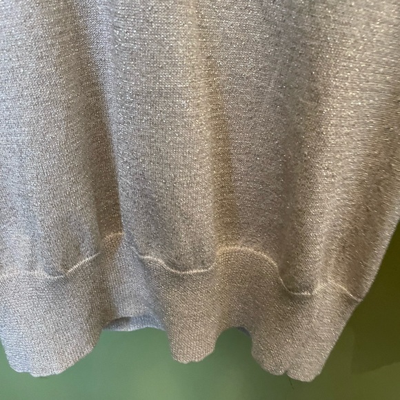 Banana Republic shiny cream sweater - size XS - Picture 4 of 7